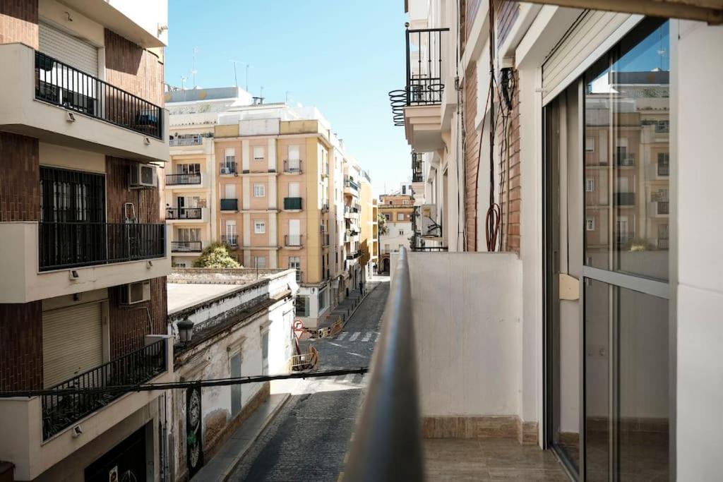 Apartamento A 100M Del Ayuntamiento Huelva Ngoại thất bức ảnh