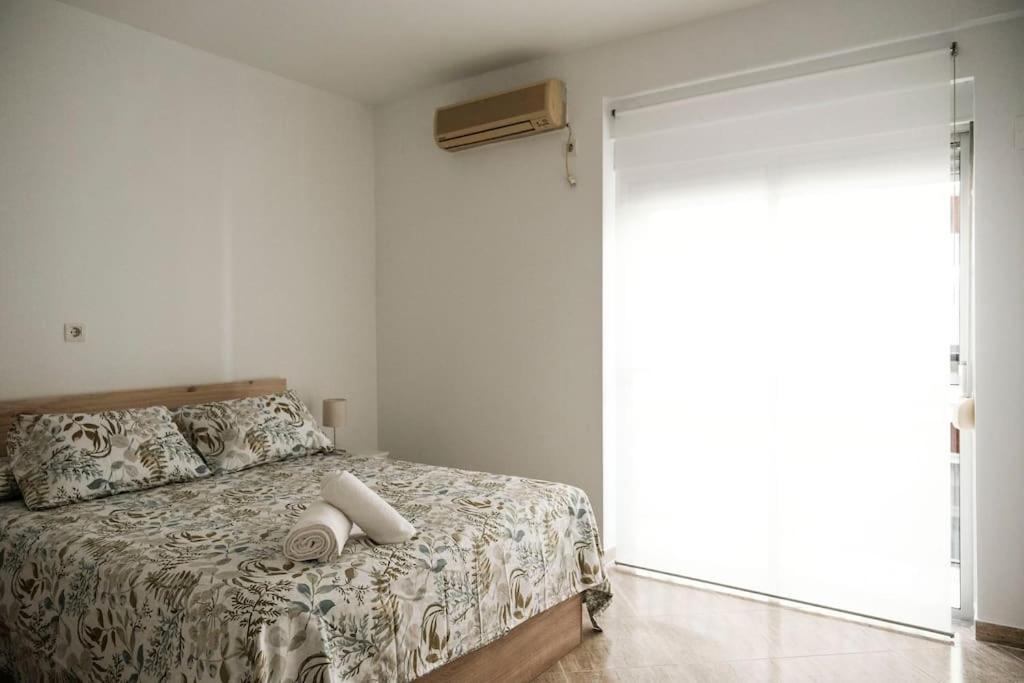 Apartamento A 100M Del Ayuntamiento Huelva Ngoại thất bức ảnh
