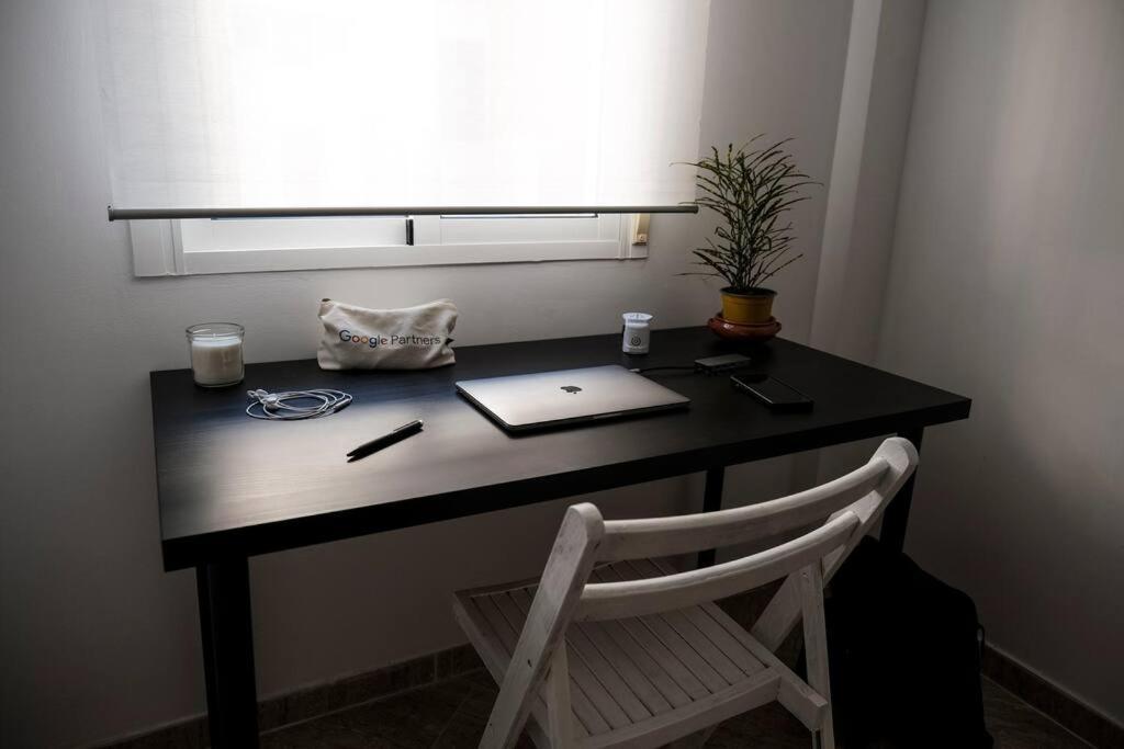 Apartamento A 100M Del Ayuntamiento Huelva Ngoại thất bức ảnh