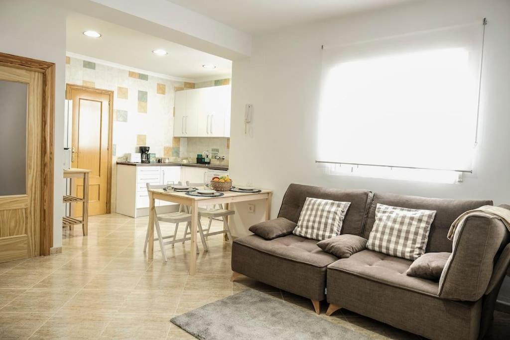 Apartamento A 100M Del Ayuntamiento Huelva Ngoại thất bức ảnh